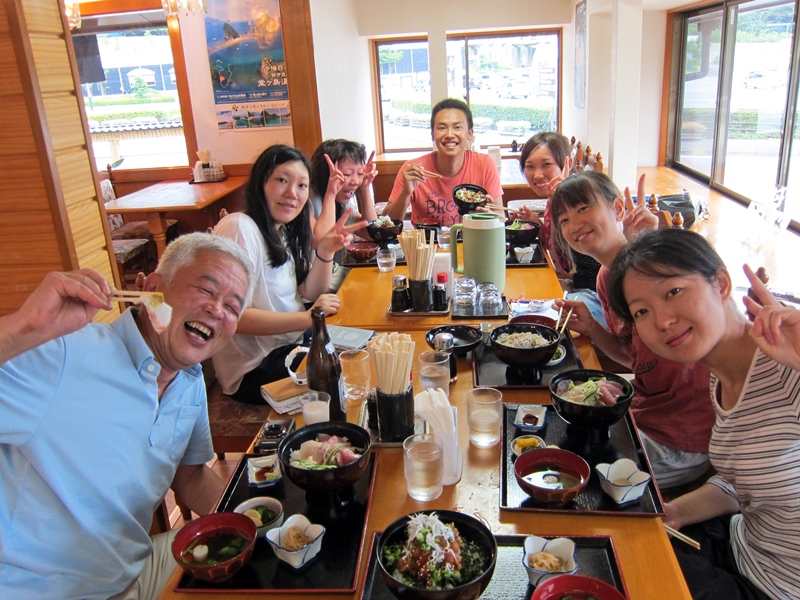 お昼ご飯♪