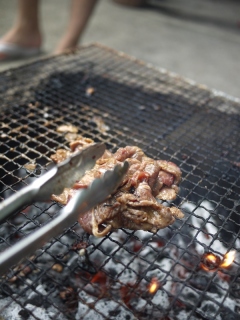 肉－っ