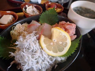 三種丼＠伊東食事処・花季