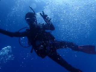 流れに逆らうあつし