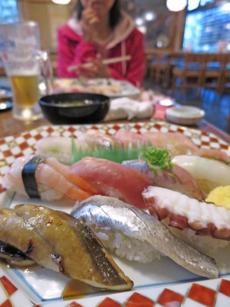 美味しそうなお寿司っ。より背景が目立つ・・・(笑)　　　Photo byつぼっち