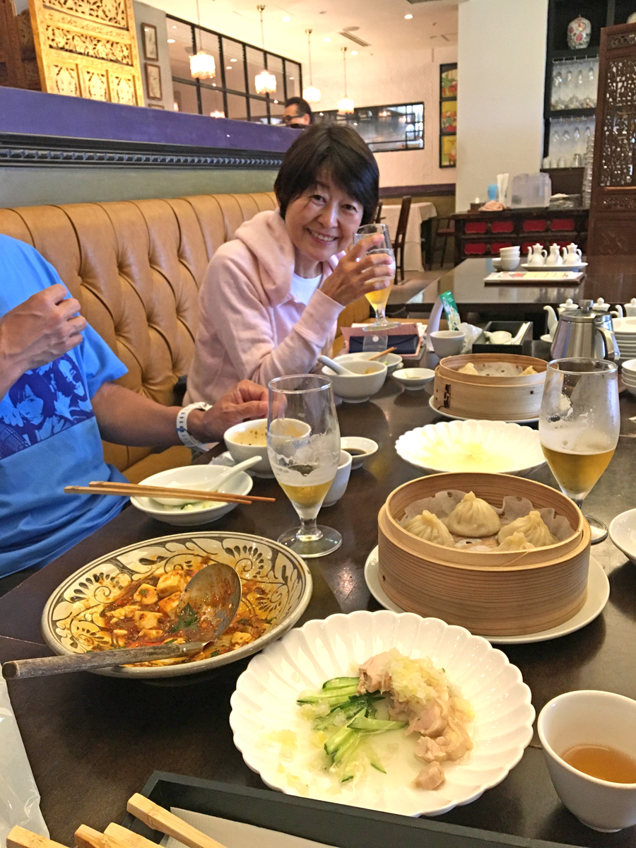 マーボー豆腐、小籠包、蒸し鶏♪