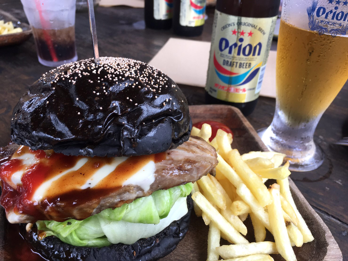 バーガーとビールランチ