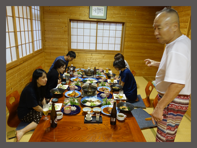 ユカさん、見過ぎです。