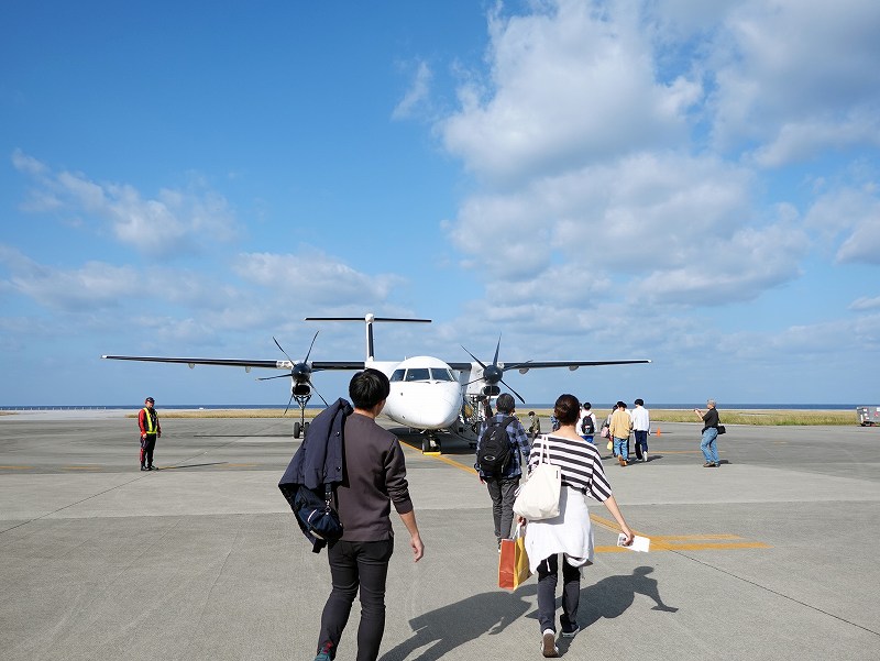 RACプロペラ機＠久米島ダイビングツアー