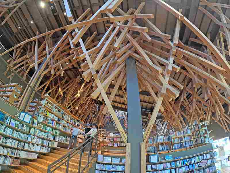 隈研吾図書館@柏島ダイビングツアー高知観光