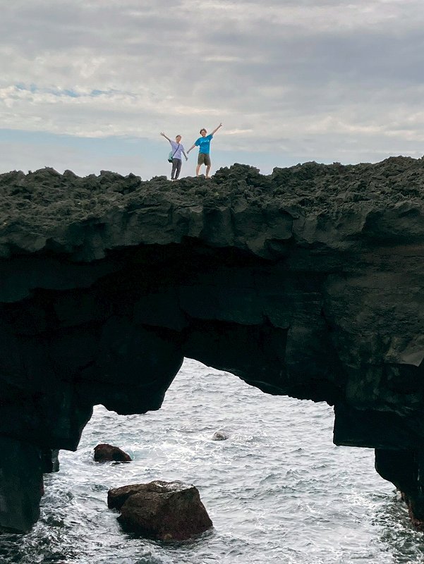 メガネ岩＠三宅島ダイビング＆ドルフィンスイムツアー