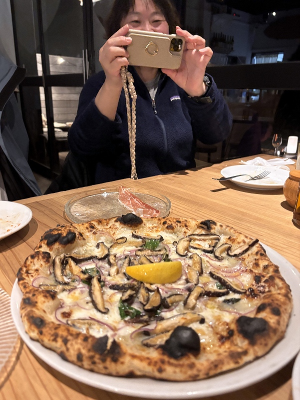 フェルメンコのピザ@東京発神子元ダイビングツアー