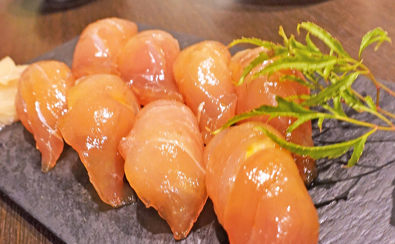 チャラの島寿司＠小笠原ダイビングツアー