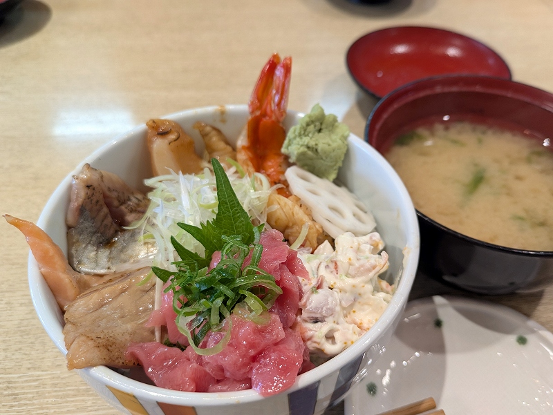 魚河岸寿司ランチ＠東京発ダイビングツアー